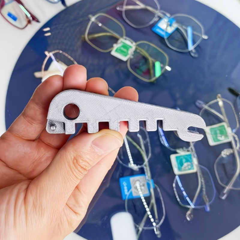 Multi Tool Plier - ประแจปรับแว่นตาอเนกประสงค์ เครื่องมือซ่อมแซมขาแว่นแบบพกพา